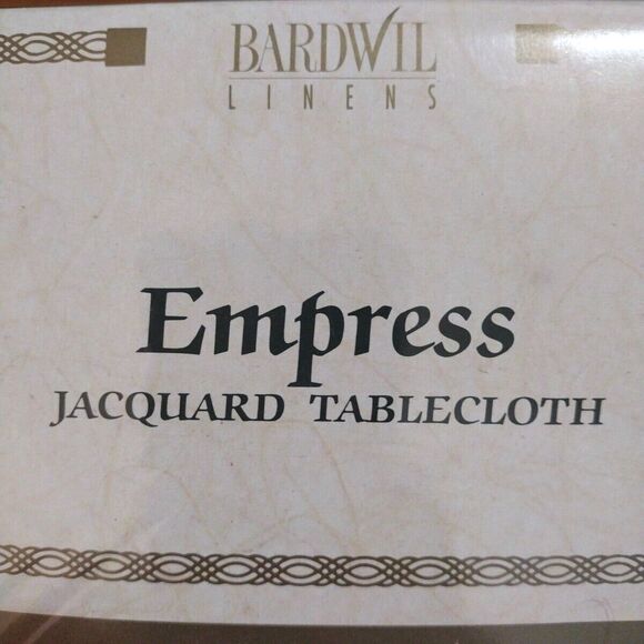 Bardwil Linens White Embroidered Tablecloth Empress Jacquard Oblong 60" x 84" - Picture 3 of 7